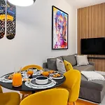 Whome Urban Oasis Haven With Ac, Patio & Washer